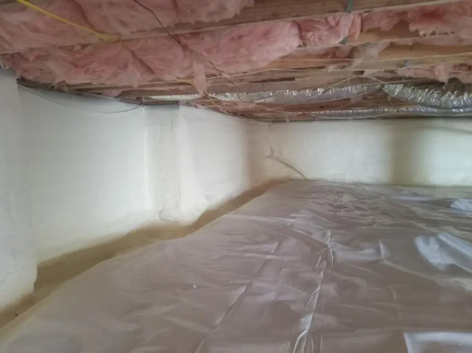 Crawl space encapsulation with closed-cell spray foam for Roof Waterproofing in Green Lake